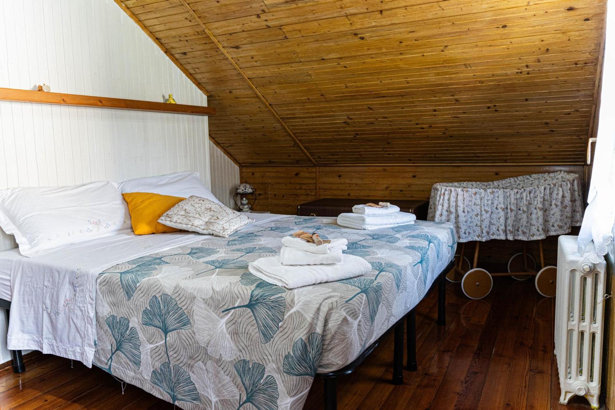Woodhouse Paesana Villa Phòng bức ảnh